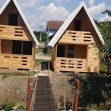 Kamp Bungalovi Sase Drvena Kuca * Visegrad