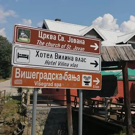 Kamp Bungalovi Sase Drvena Kuca * Visegrad